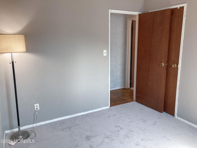 11 B Lark Street, Manchester, NJ 08759