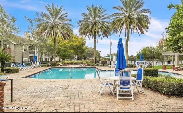 10000 GATE Parkway N 421, Jacksonville, FL 32246