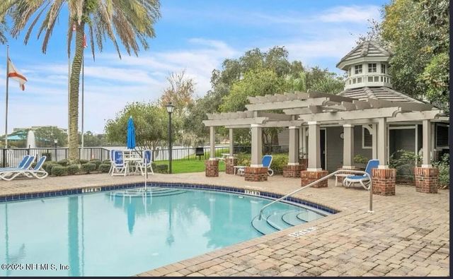 10000 GATE Parkway N 421, Jacksonville, FL 32246