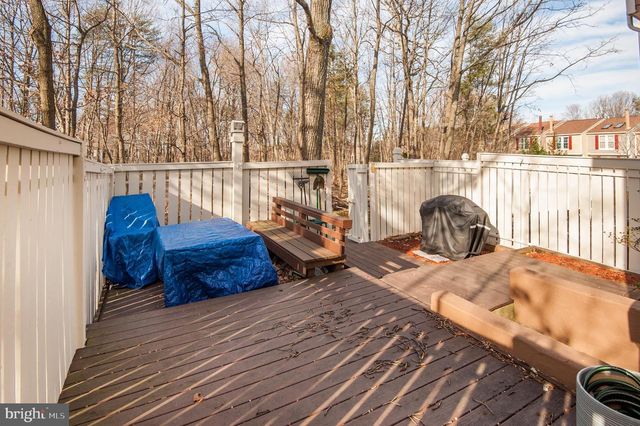 1598 WOODCREST DR, Reston, VA 20194