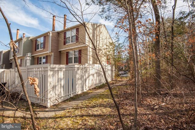 1598 WOODCREST DR, Reston, VA 20194