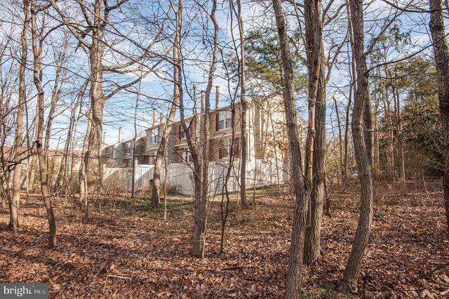 1598 WOODCREST DR, Reston, VA 20194