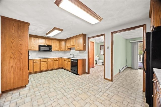 205 Paine Rd, North Attleboro, MA 02760