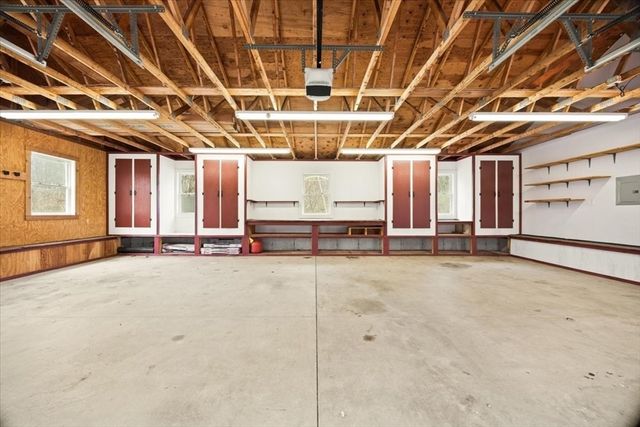 205 Paine Rd, North Attleboro, MA 02760