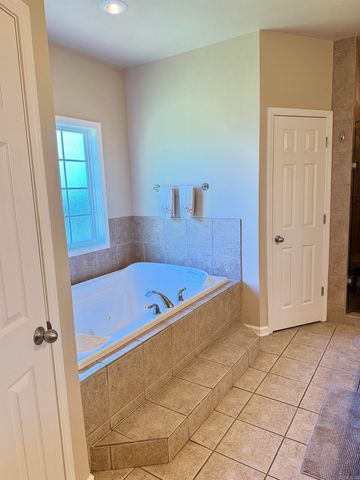 3 Victor Drive, Paragould, AR 72450