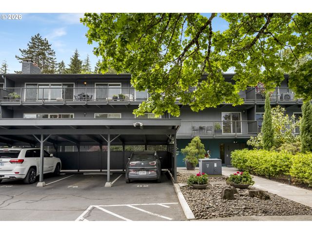 16250 PACIFIC Hwy 76, Lake Oswego, OR 97034