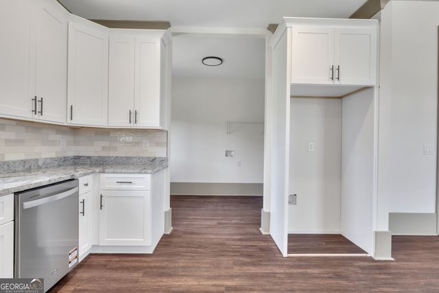 31 Pinson Street, Newnan, GA 30263