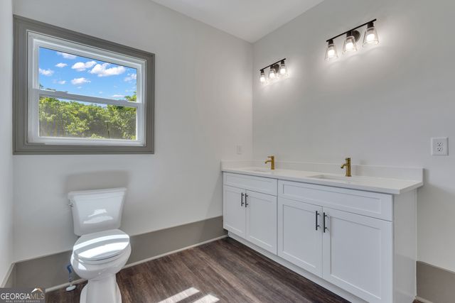 31 Pinson Street, Newnan, GA 30263