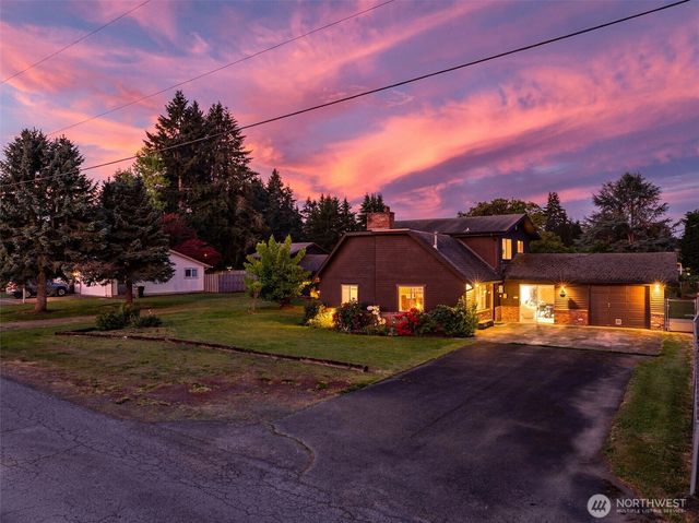 711 Kearns Lane, Centralia, WA 98531