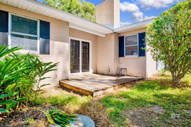 703 Belrose Avenue, Daphne, AL 36526