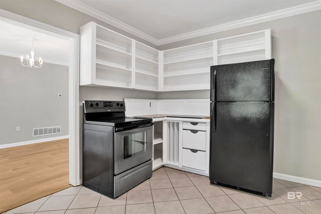 703 Belrose Avenue, Daphne, AL 36526