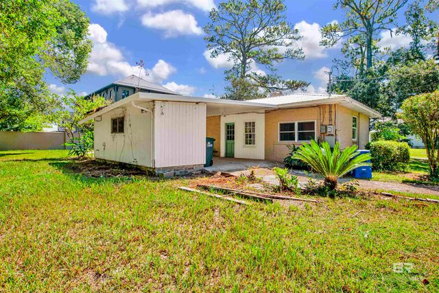 703 Belrose Avenue, Daphne, AL 36526