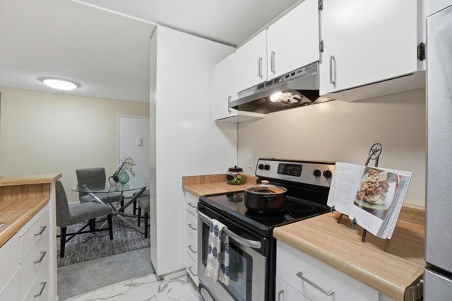 143 Piccadilly Place F, San Bruno, CA 94066