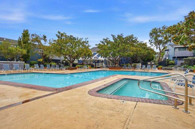 143 Piccadilly Place F, San Bruno, CA 94066