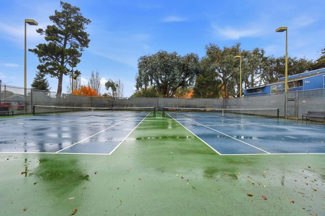 143 Piccadilly Place F, San Bruno, CA 94066
