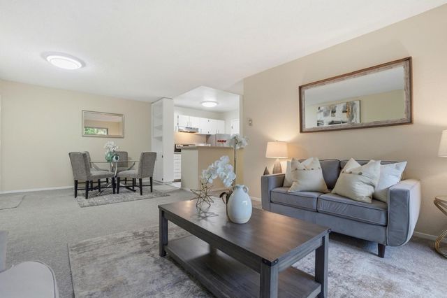 143 Piccadilly Place F, San Bruno, CA 94066