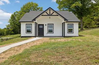150 Alice Preston Loop, Gordonsville, TN 38563
