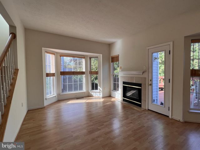 44106 TIPPECANOE TER, Ashburn, VA 20147