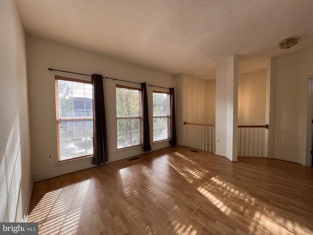 44106 TIPPECANOE TER, Ashburn, VA 20147