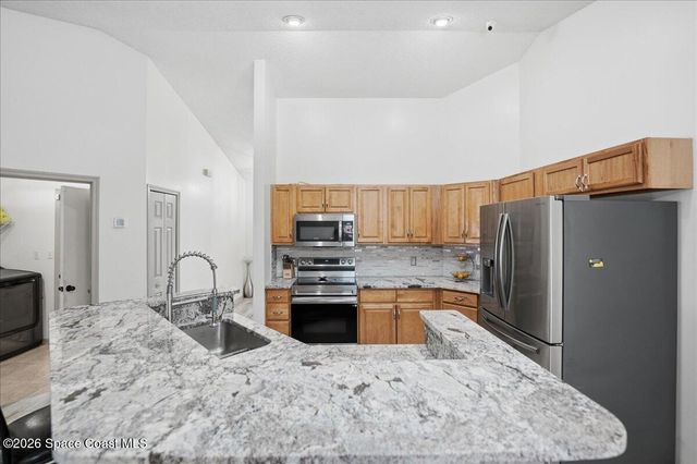 270 Avens Road NE, Palm Bay, FL 32907