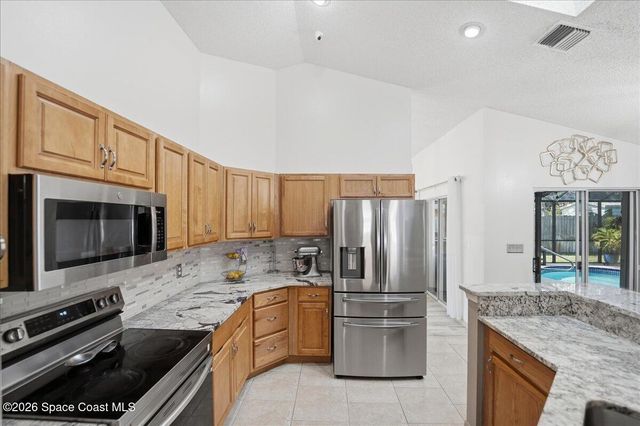 270 Avens Road NE, Palm Bay, FL 32907