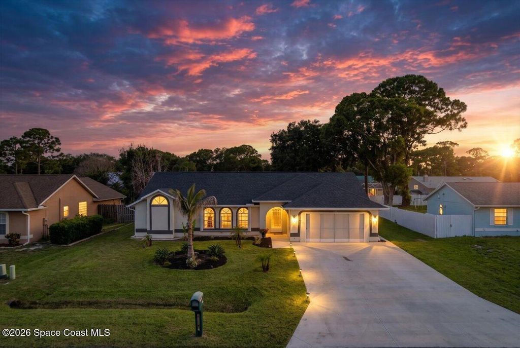 270 Avens Road NE, Palm Bay, FL 32907