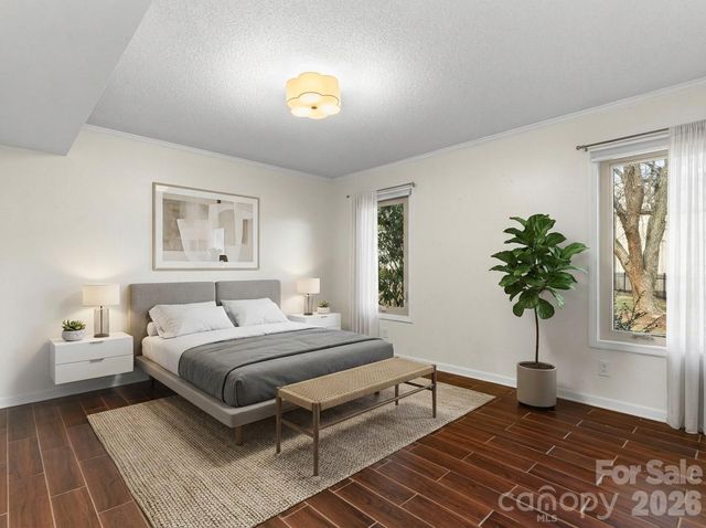 201 Racquet Club Road 15, Asheville, NC 28803