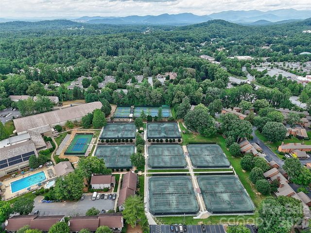 201 Racquet Club Road 15, Asheville, NC 28803