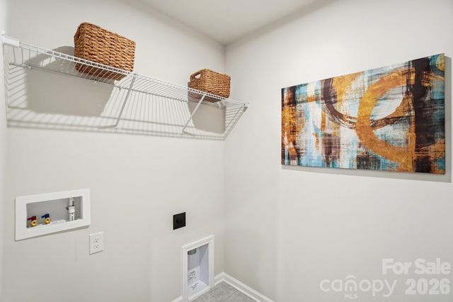 9306 Pagoda Oak Drive, Charlotte, NC 28269