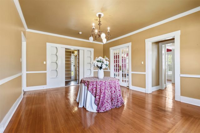 1017 N Woods Street, Sherman, TX 75092