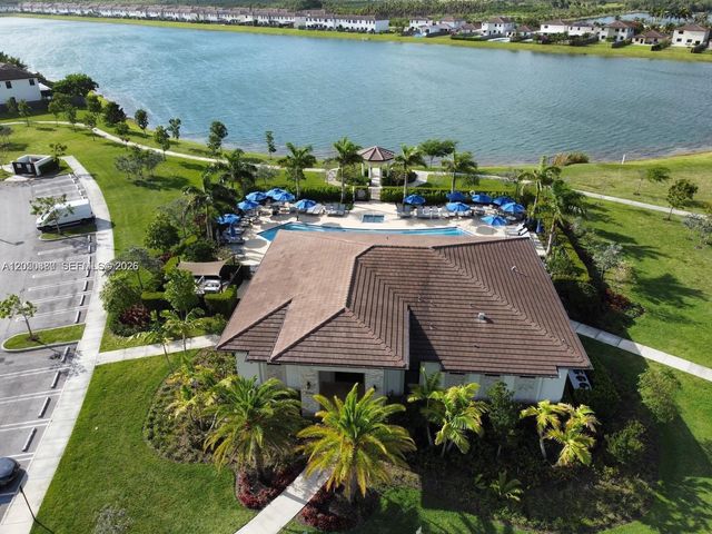 10072 SW 231 st Ln, Miami, FL 33190