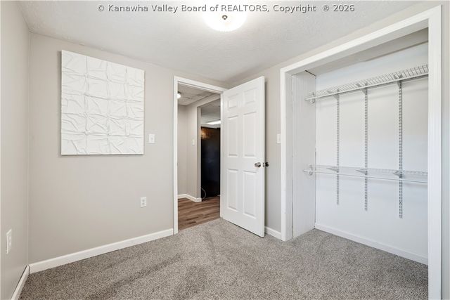 808 Dupont Avenue, Nitro, WV 25143