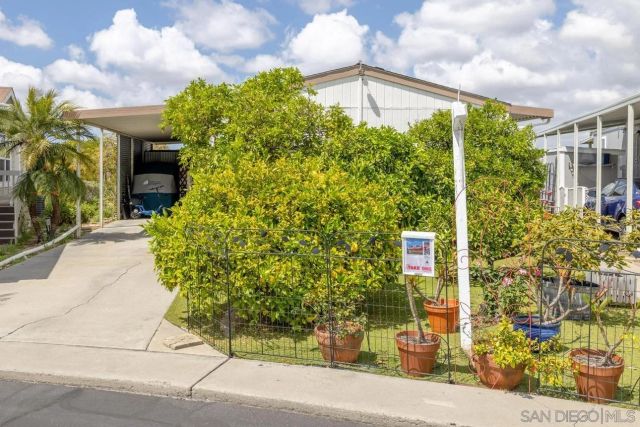 4957 Old Cliffs Rd, San Diego, CA 92120