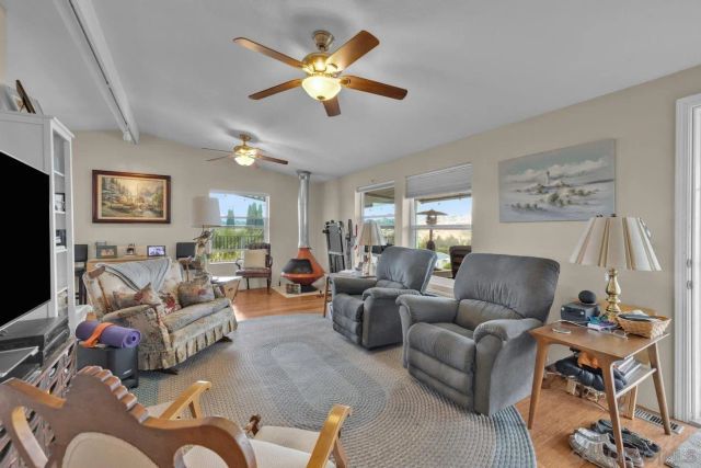 4957 Old Cliffs Rd, San Diego, CA 92120