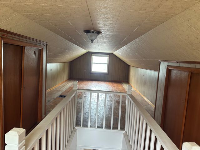 933 GRANT Avenue, Erie, PA 16505