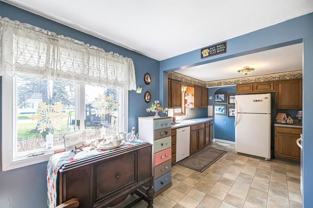 933 GRANT Avenue, Erie, PA 16505