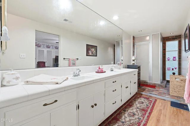 3868 Altura Avenue, Glendale, CA 91214