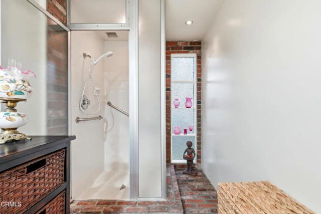 3868 Altura Avenue, Glendale, CA 91214