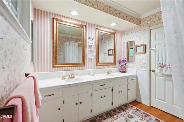 3868 Altura Avenue, Glendale, CA 91214