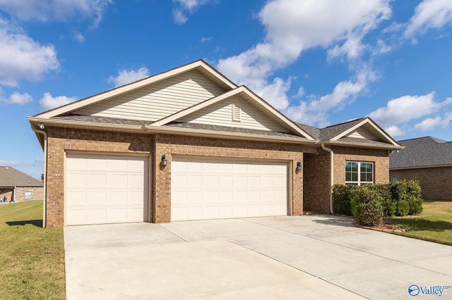 109 Creek Ridge Drive, Meridianville, AL 35759