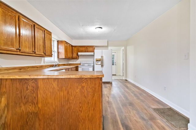 96 Kinne Street, Stearns, KY 42647