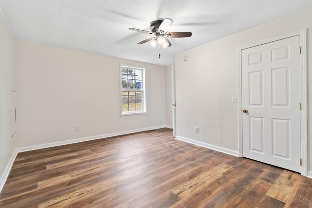 96 Kinne Street, Stearns, KY 42647