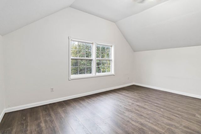 96 Kinne Street, Stearns, KY 42647