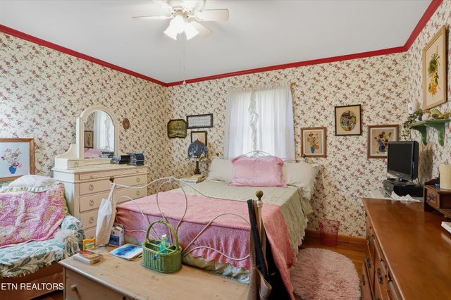 415 N 1st Ave, Baxter, TN 38544