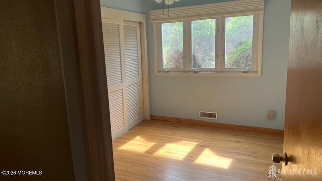 19 Reeds Road, Tinton Falls, NJ 07724