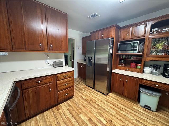 296 Fairfield Road, Painesville Twp, OH 44077