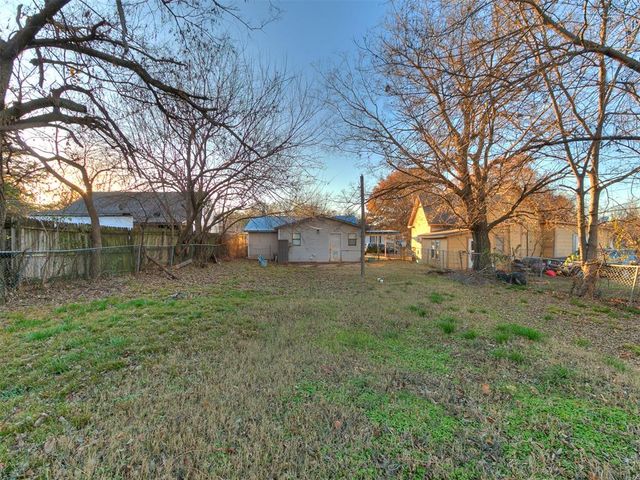 1603 S 7th Street, Chickasha, OK 73018