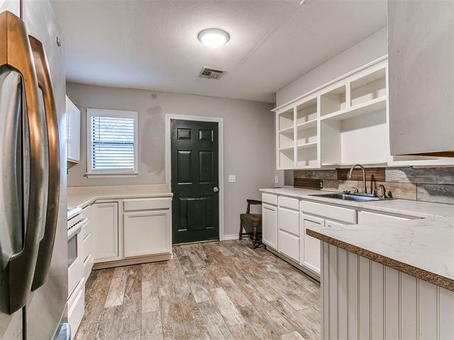 1603 S 7th Street, Chickasha, OK 73018