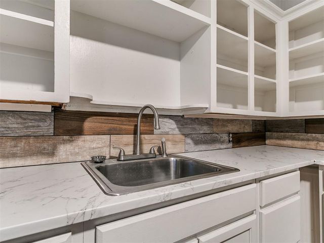 1603 S 7th Street, Chickasha, OK 73018