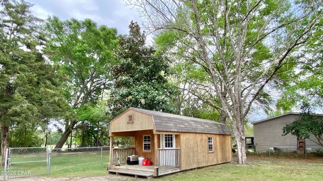 807 Maple Street, Chipley, FL 32428